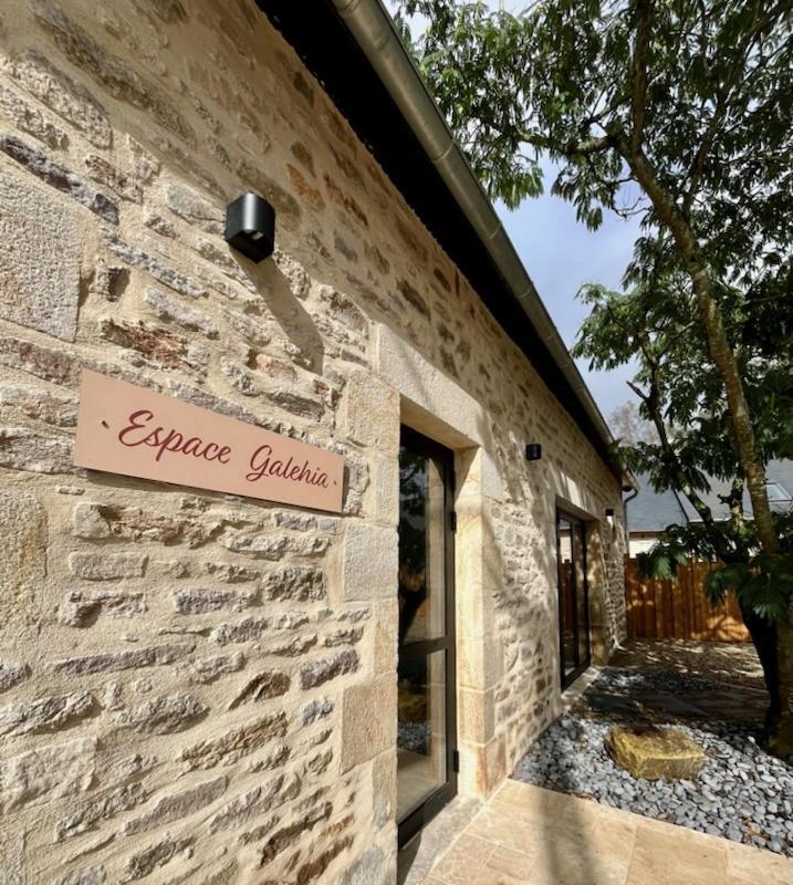 Le Domaine De Soani - Piscine Interieure, Jacuzzis & Sauna Adult Only Saint-Evarzec Exterior photo