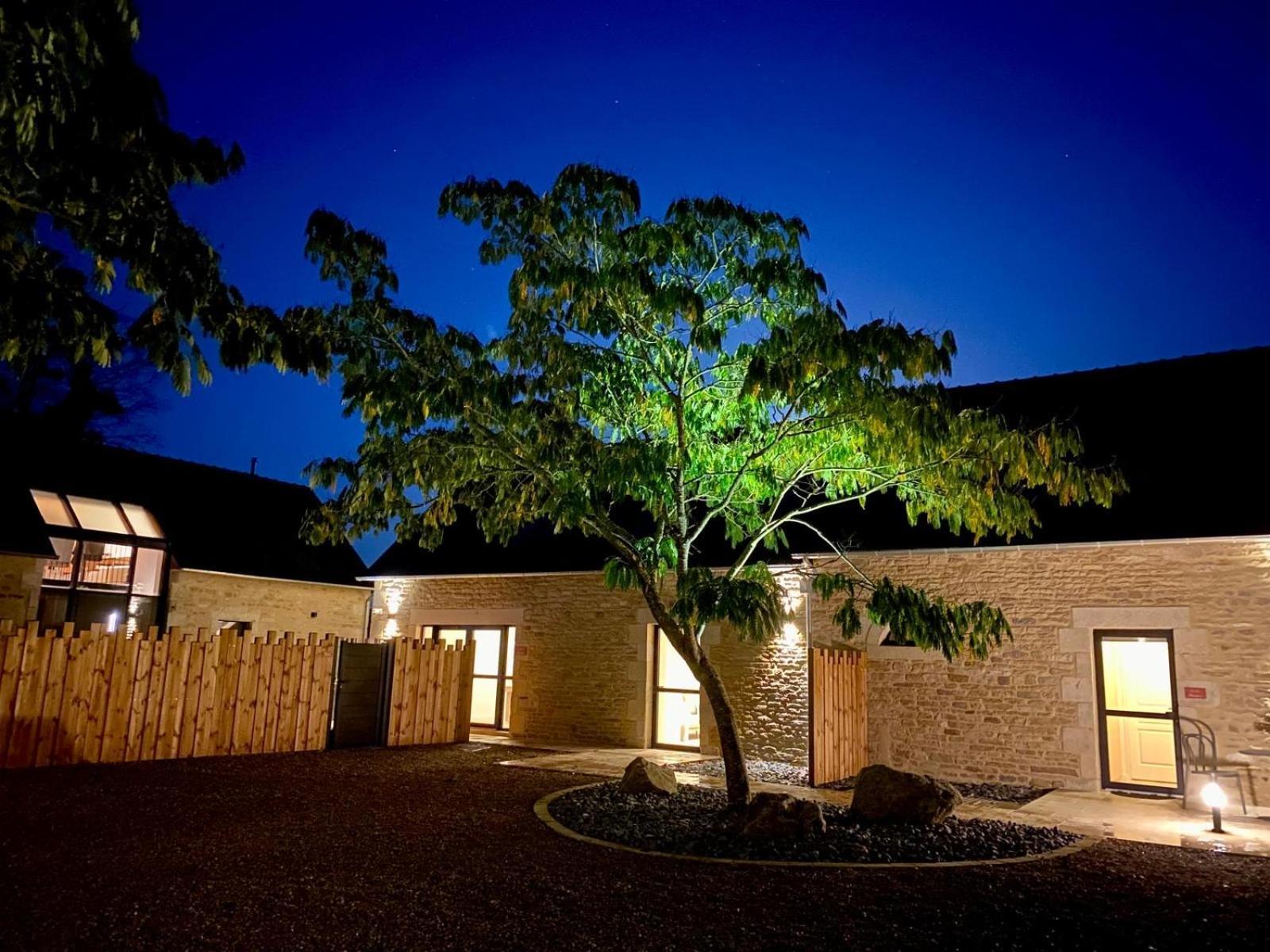 Le Domaine De Soani - Piscine Interieure, Jacuzzis & Sauna Adult Only Saint-Evarzec Exterior photo